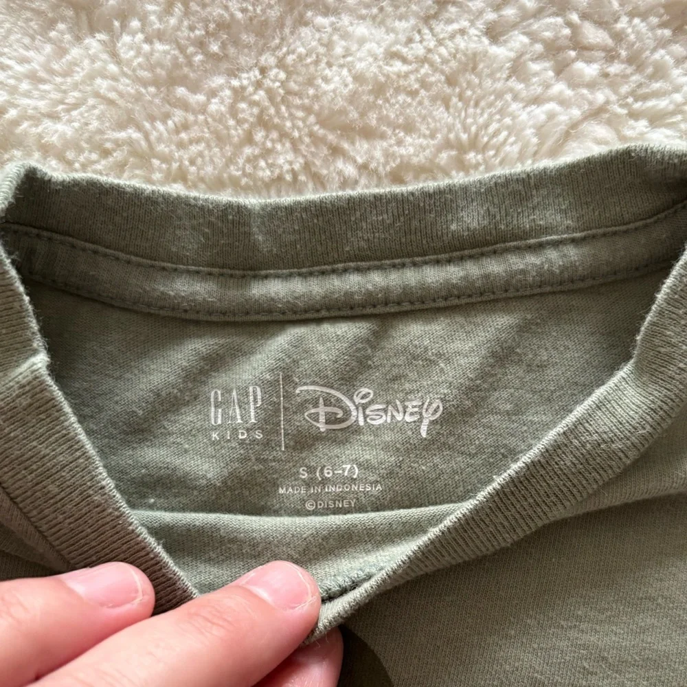GAP X Disney Kids Mickey‎ Mouse Olive Green Shorts Set Size 5/6